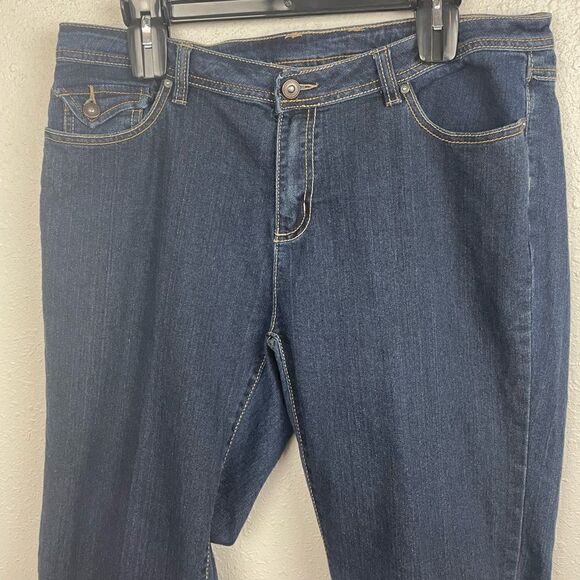 Pre-Owed Passport Womens Jeans Size 12 - Picture 2 of 7